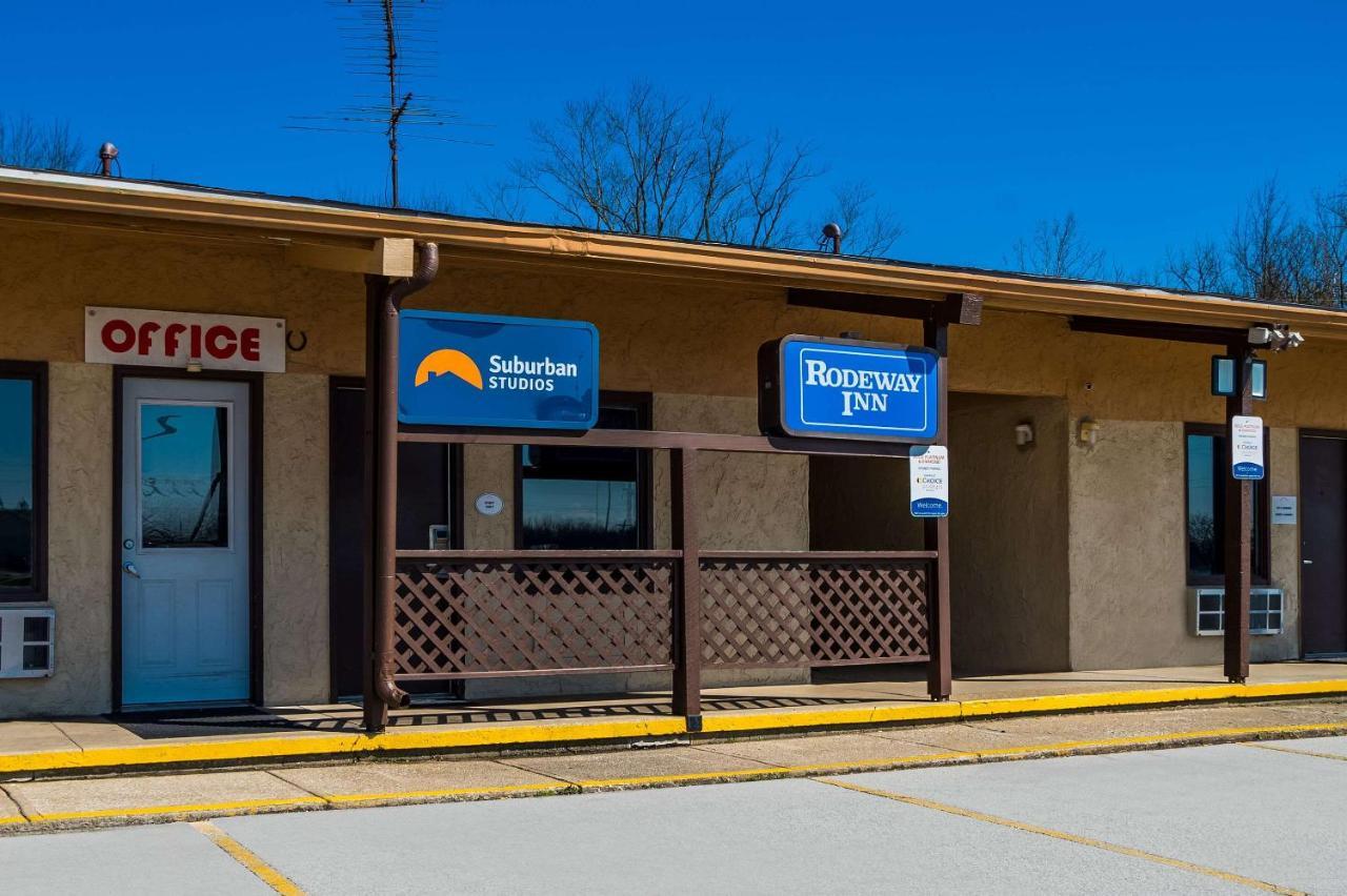 Rodeway Inn Brazil エクステリア 写真